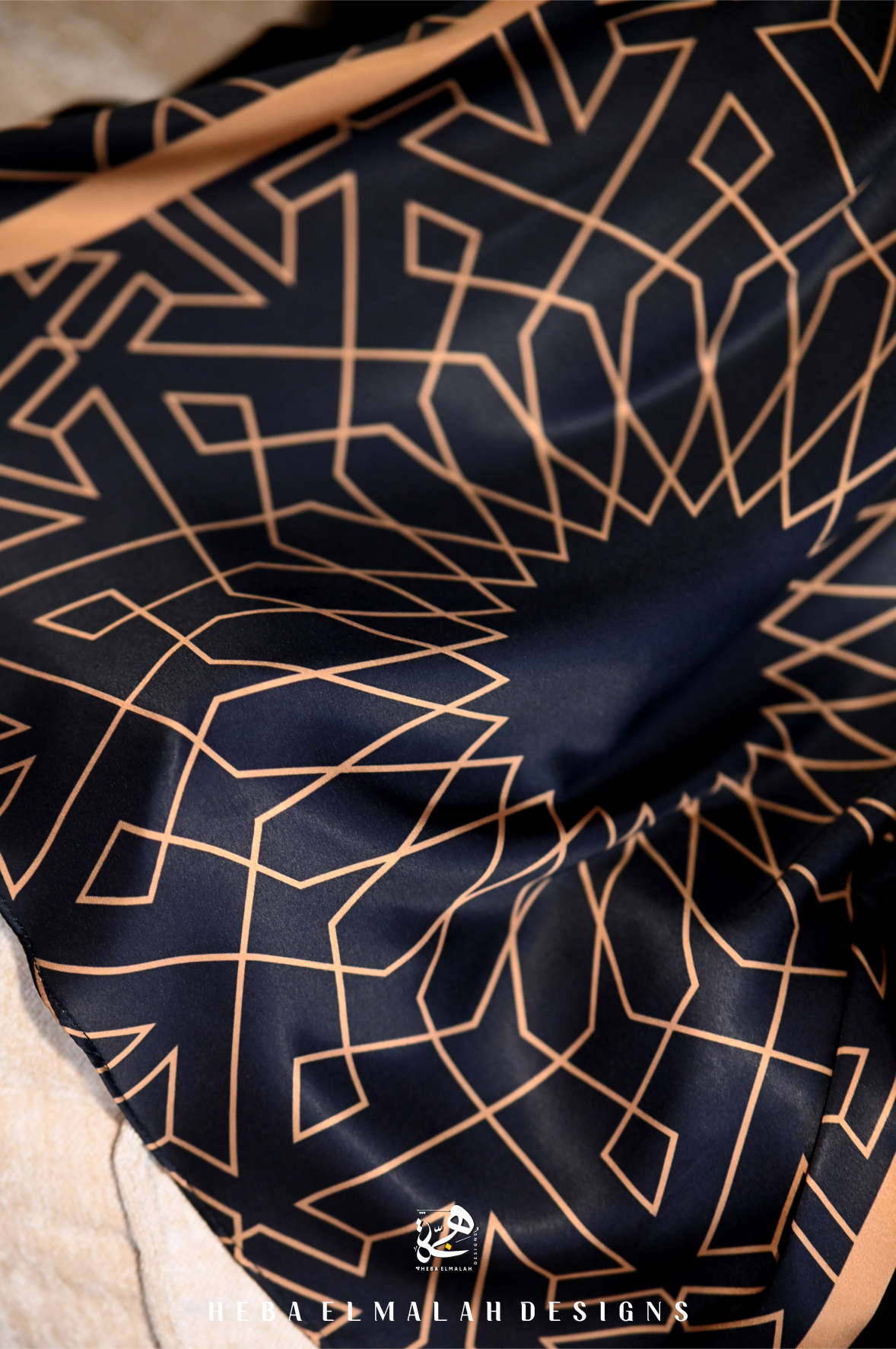 Lama -Silk satin