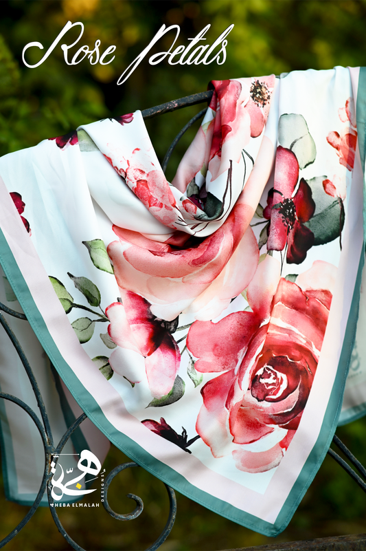Rose petals square